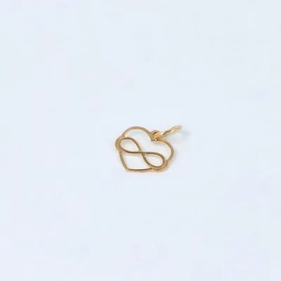 Lightweight yellow gold heart-shaped pendant