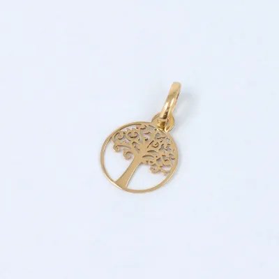 Lightweight yellow gold tree of life pendant