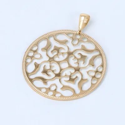 Fancy yellow gold pendant