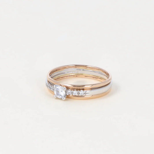 White and rose gold ring with zirconia
