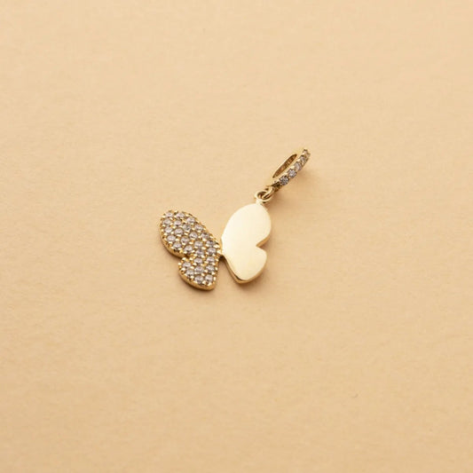 Butterfly-shaped pendant in yellow gold with cubic zirconia
