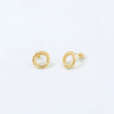 Yellow gold earrings with smooth and diamond-cut braiding