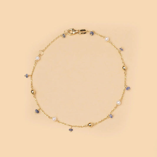 Yellow gold bracelet with natural stones and pearls in three color versions