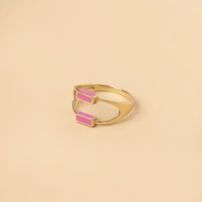 Yellow gold "Mellifera" ring with pink enamel