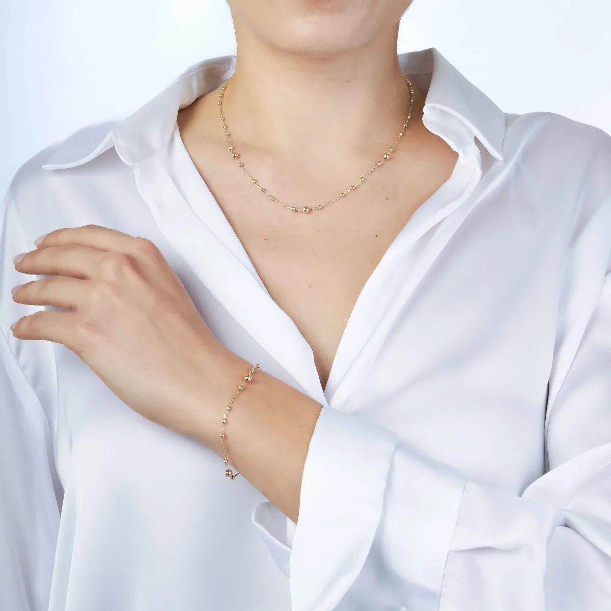 Light yellow gold bracelet with balls