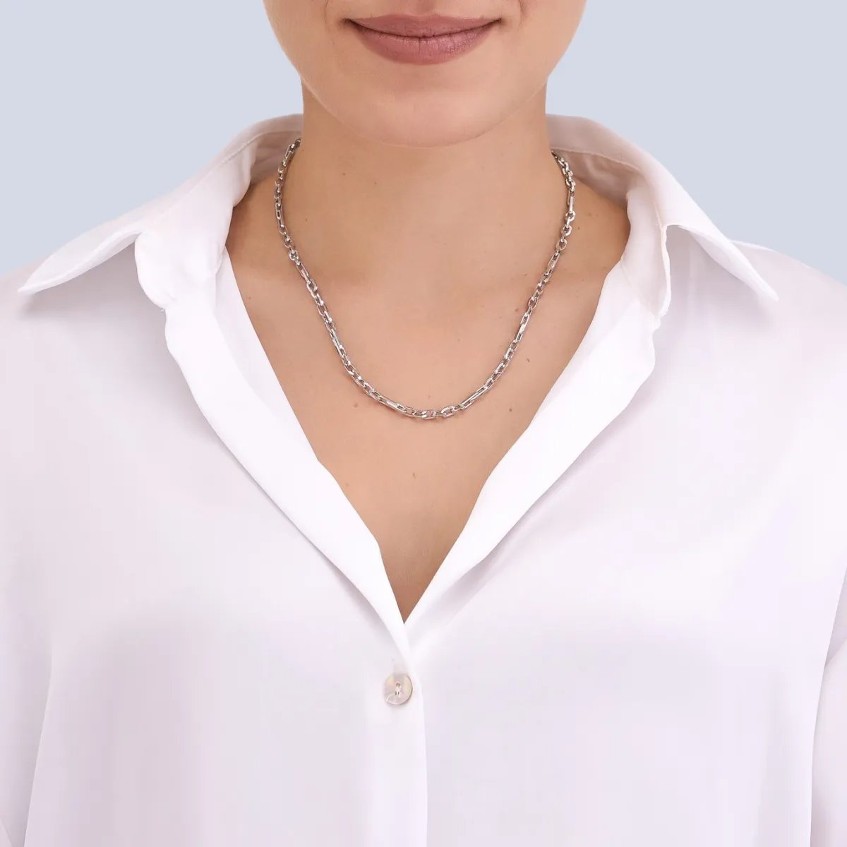 Hollow white gold chain