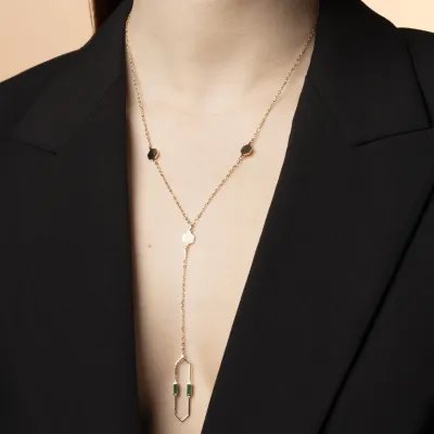 Yellow gold long "Mellifera" necklace with enamel