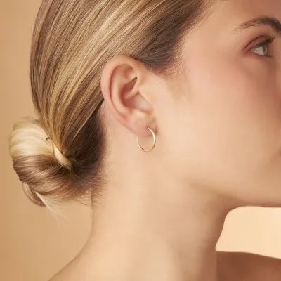 Yellow gold flex tube earrings 18 mm
