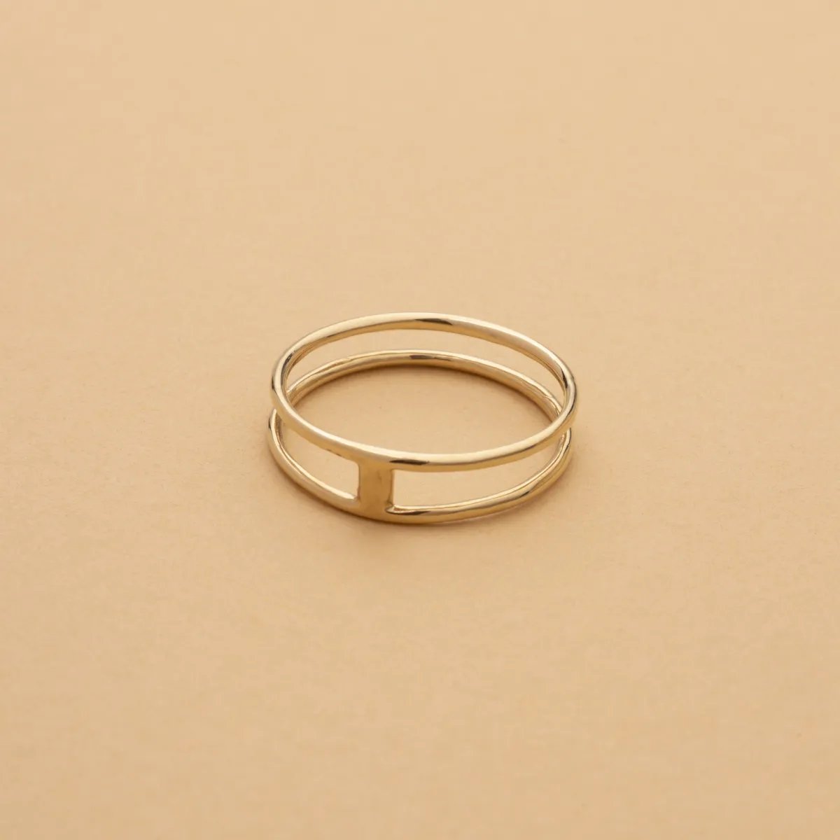 Double ring in yellow gold