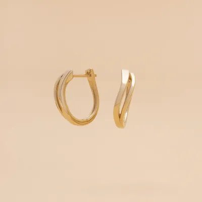 Yellow gold oval earrings
