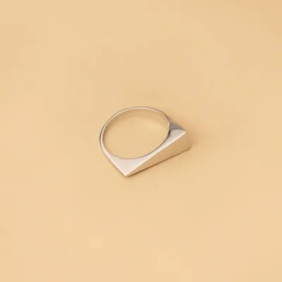 White gold ring
