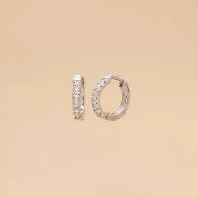 White gold round earrings with cubic zirconia