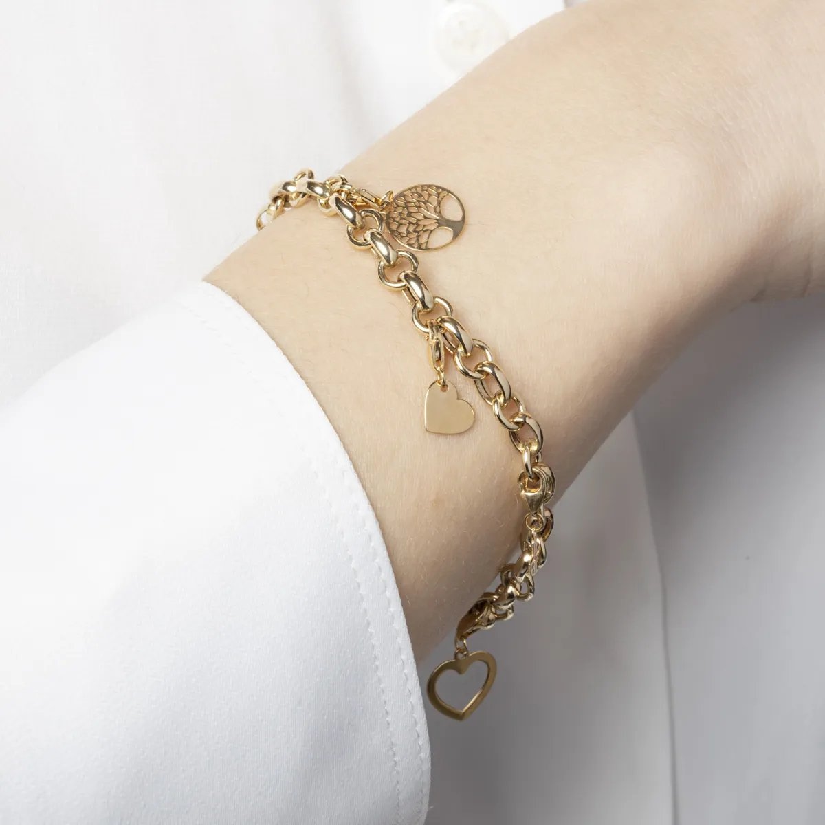 Yellow gold heart-shaped charm pendant