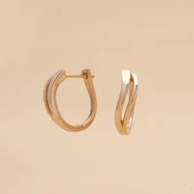 Rose gold oval earrings