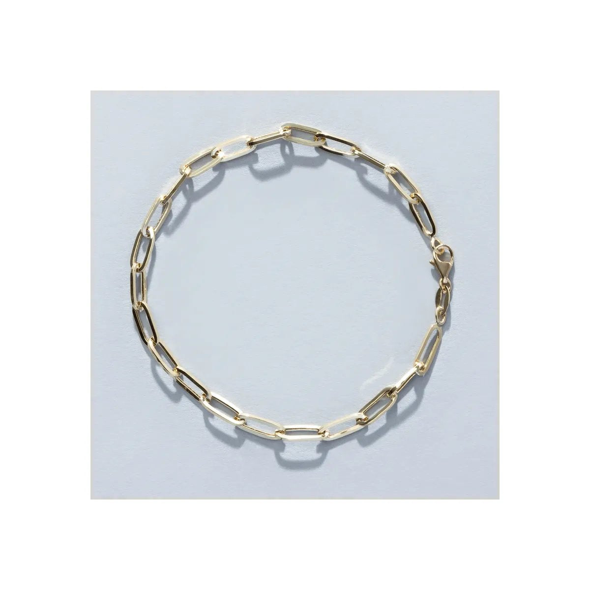 Hollow yellow gold bracelet