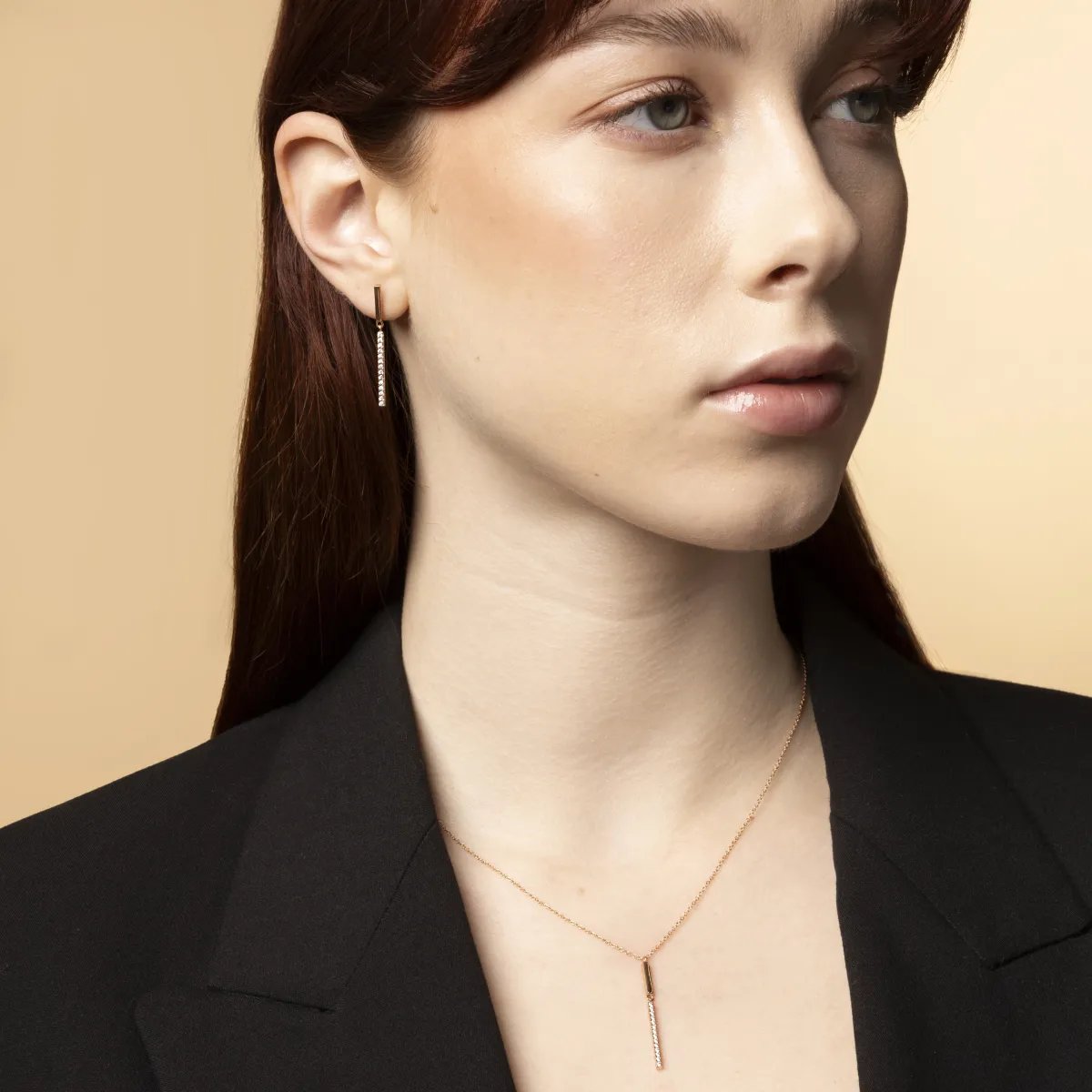 Rose gold necklace with cubic zirconia